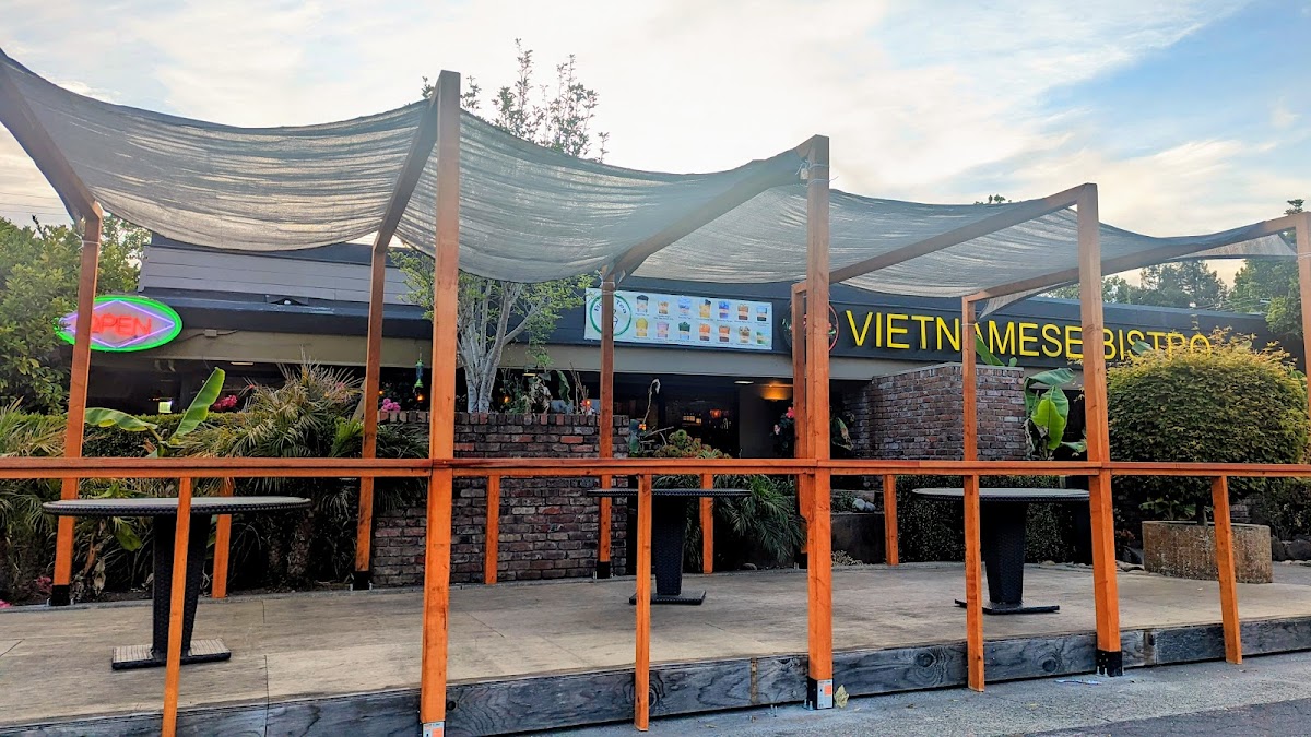 Kettles Vietnamese Bistro